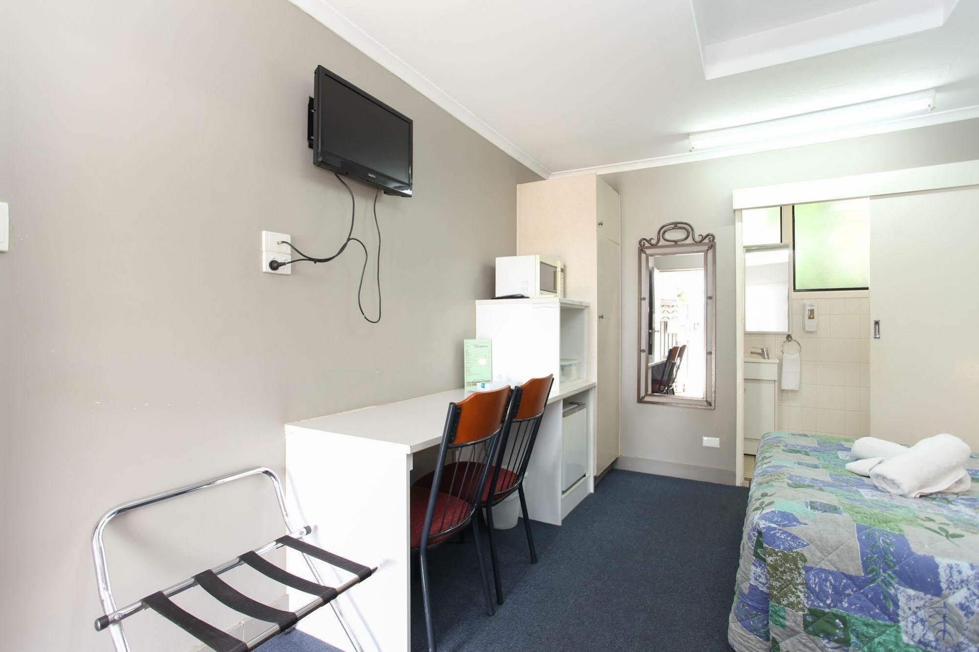 Tandara Hotel Motel Sarina Exteriér fotografie