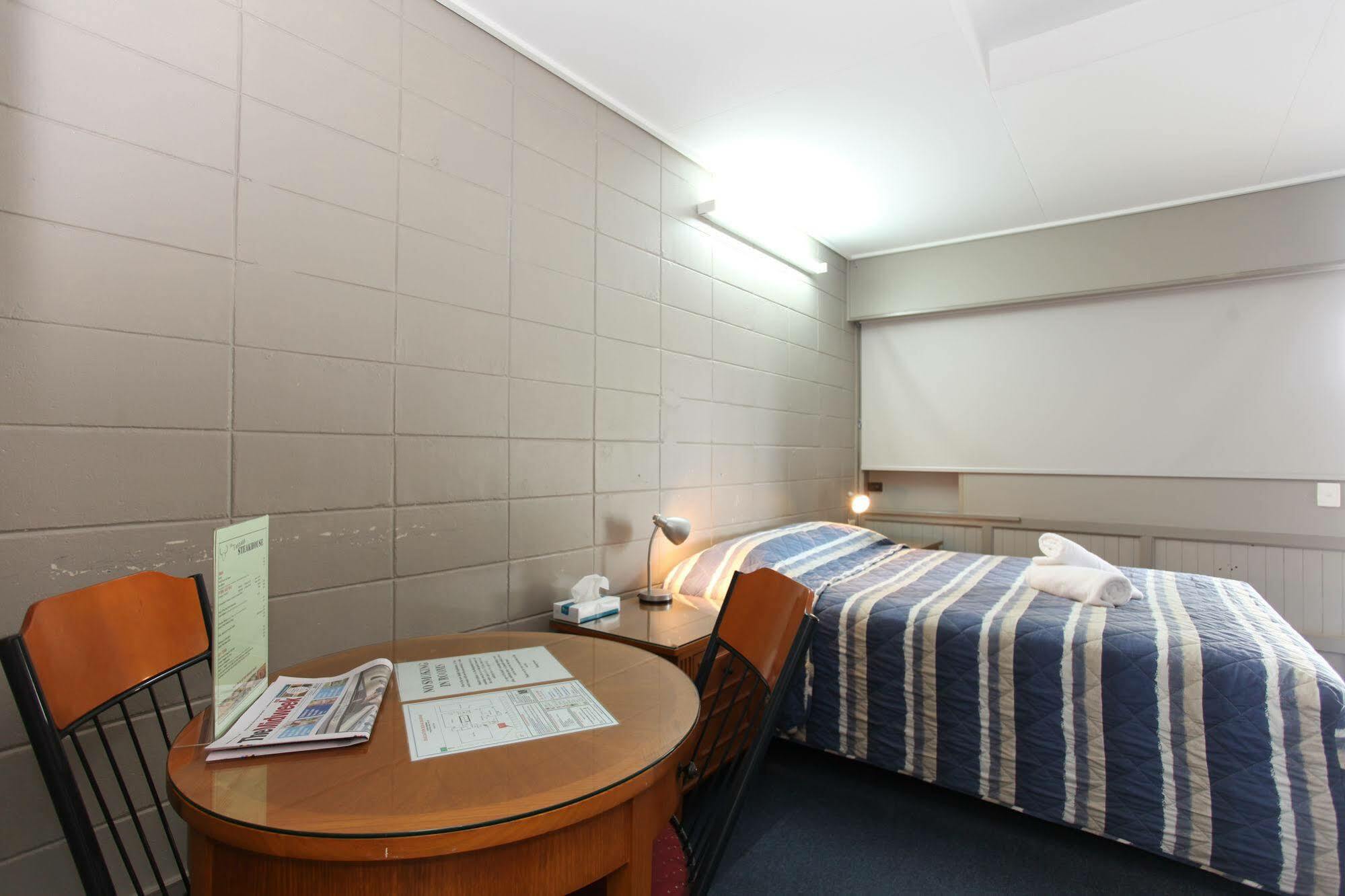 Tandara Hotel Motel Sarina Exteriér fotografie